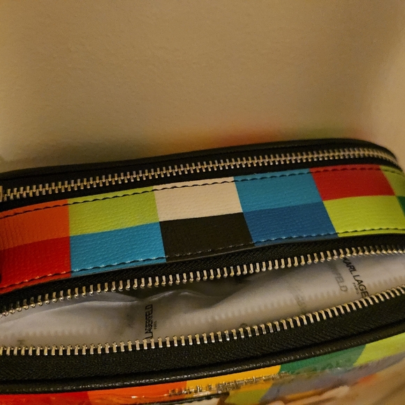 Karl Lagerfeld Paris Color Block Maybelle Crossbody and Pouch NWT - Picture 10 of 10